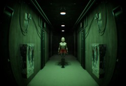 谁在门外?/Who's at the door?