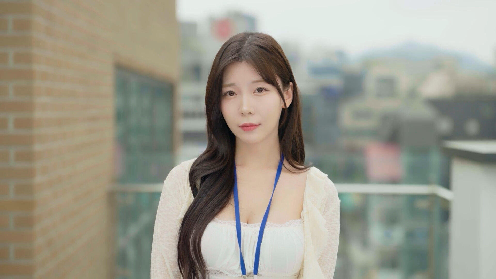 嘘, 美女拍摄中/Heroines Through My Lens  第2张