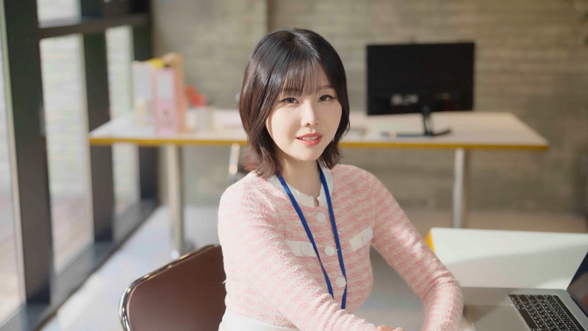 嘘, 美女拍摄中/Heroines Through My Lens  第1张